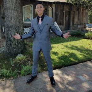 Meet your Posher, Eduardo